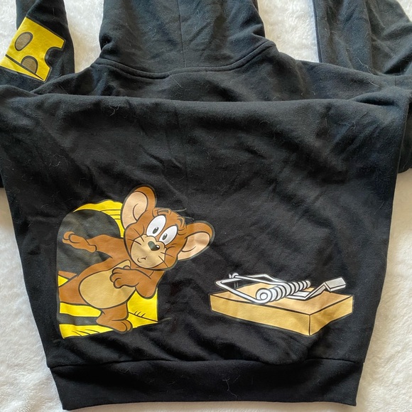 Tom and Jerry Long Sleeve with Hood Small - Picture 6 of 6